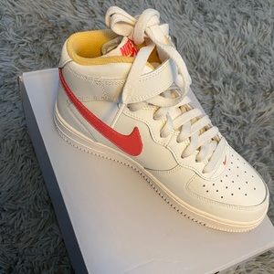 Air Force 1 MID